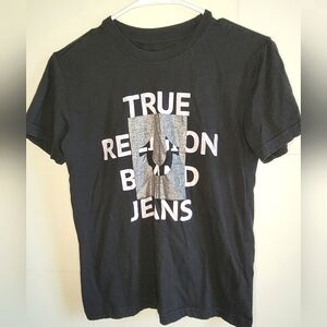 Women's True Religion Short Sleeve Shirt. Size Large